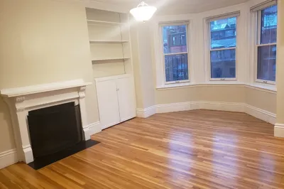 387 Marlborough St #7 1