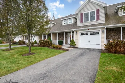 31 Peaslee Cir #31 1
