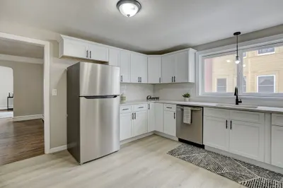 172 Belmont Ave 1