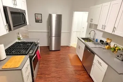 50 Dane St #1