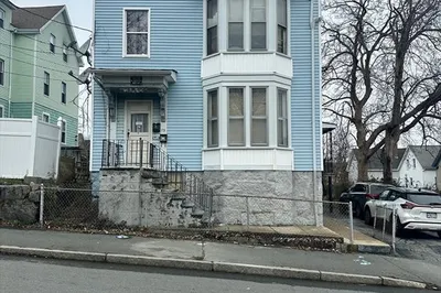 73 Linden 1