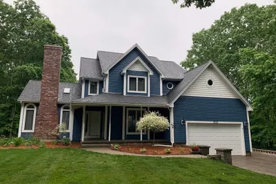 19 Lyman Barnes Rd 1
