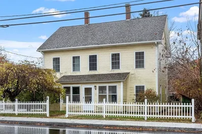 28 Church St #1