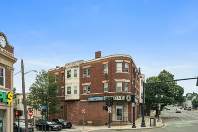 497 Broadway 1