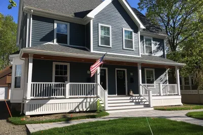 12 Locust Ave #12 1