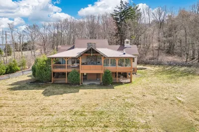 326 Little Rest Rd 1