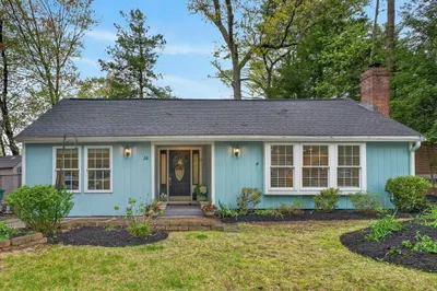 26 Maplewood Ave
