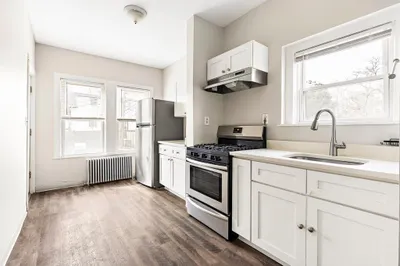 47 Appleton St #2