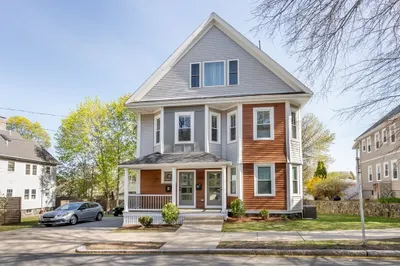 61 Paul Revere Rd #2 1