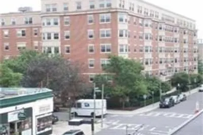 108 Peterborough St #7H 1
