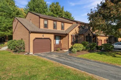 23 HAwthorne Vlg #A 1