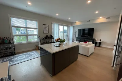 33 Ward St #10