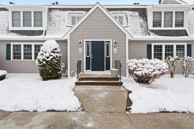 453 Turnpike St #14 1