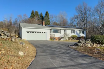 78 Old East Brookfield Rd 1