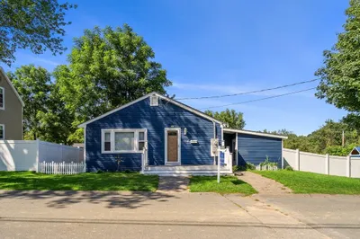 118 Cogswell St