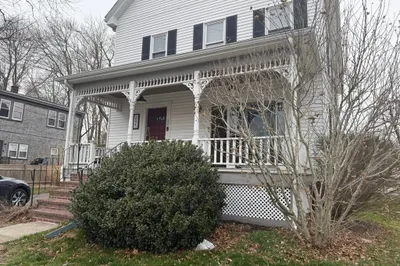 1 Stafford St #1