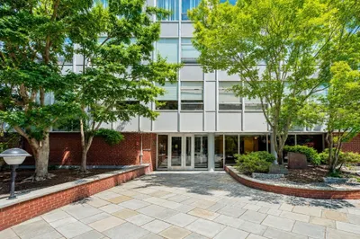 70 Park St #43 1