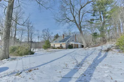 179 Upper North Row