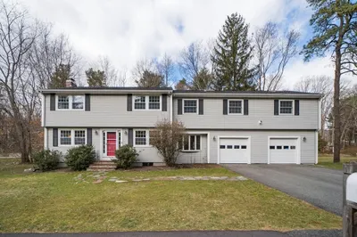 29 Kenney Rd 1
