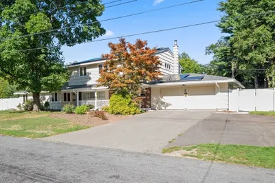 25 Clara Rd