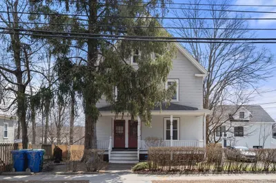 168 Elliot St 1
