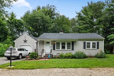 29 W Elm Street 1