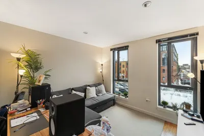 691 Massachusetts Ave #304