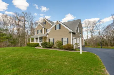 7 Hancock Ct