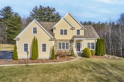 27 Runaway Brook Rd 1