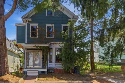 26 Hamlet St #1 1