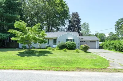 36 Yamaska Rd