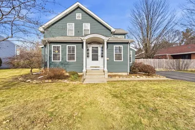 589 Smithfield Rd 1