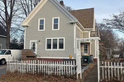 111 Division St #2