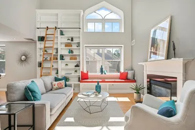 47 Village Ave #203 1