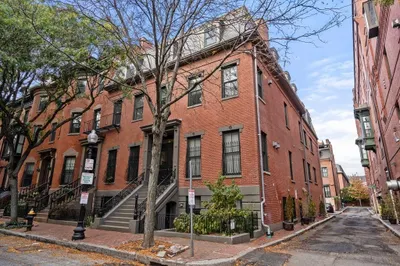 17 Worcester St #9