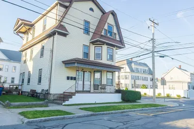 233 Query St 1