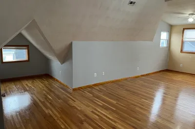 516 Broadway #3