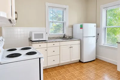 63-65 Catherine St #65 1