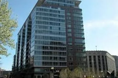 1 Charles St S St #809