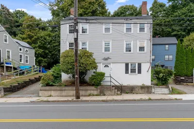 95-A N MAin St #A