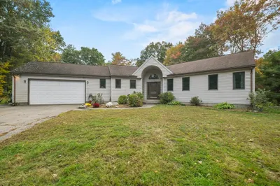 119 Old Westboro Rd 1