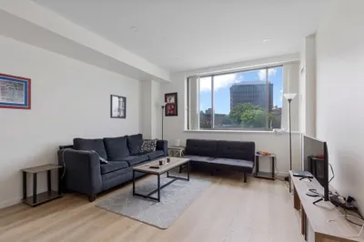 169 Monsignor O'brien Highway #403
