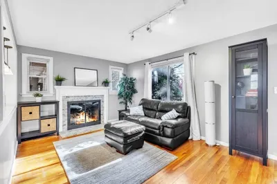77 Fairview St 1