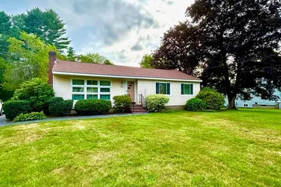 28 Garrison Rd