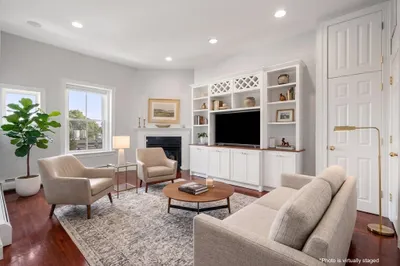 54 Monument Ave #5 1