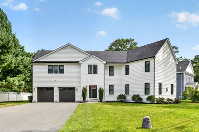 23 Evergreen Rd 1