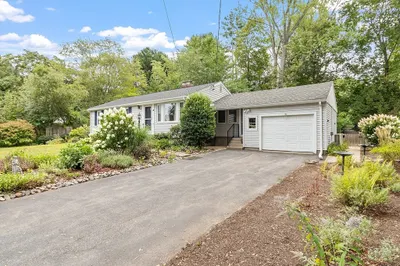 2 Putnam Road