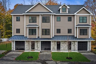 9 Acton Rd #11