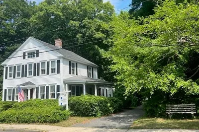 3 Springfield St