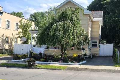 12 Lincoln Street 1